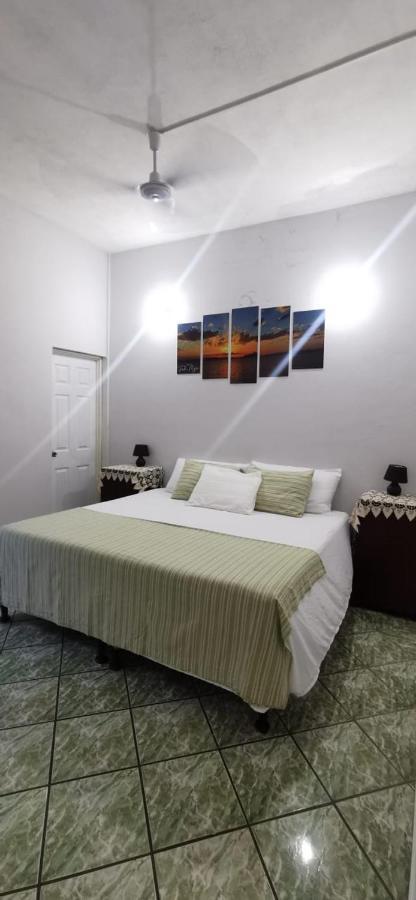 Hostal Tah Itza Flores Ngoại thất bức ảnh